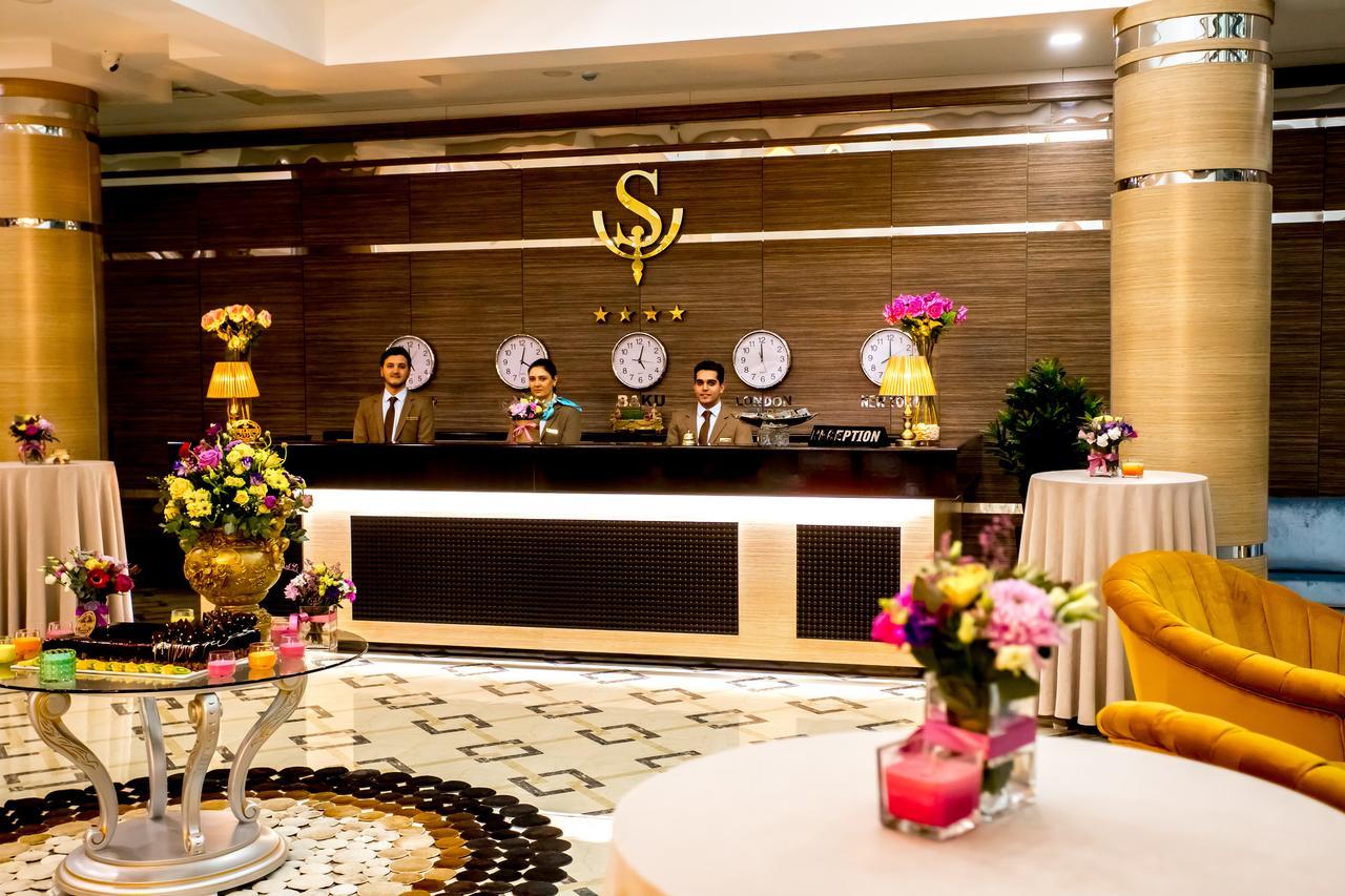 West Shine Hotel Baku Eksteriør billede