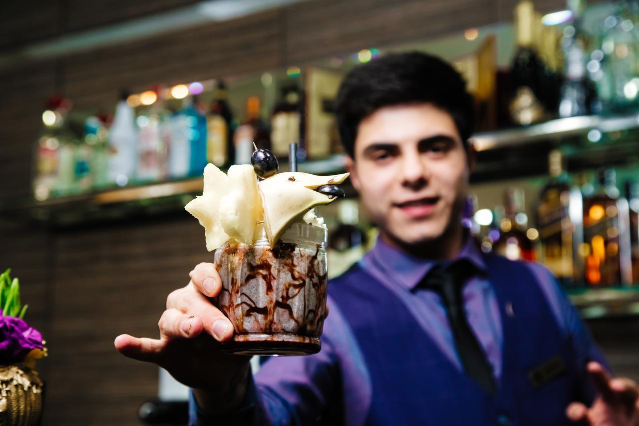 West Shine Hotel Baku Eksteriør billede