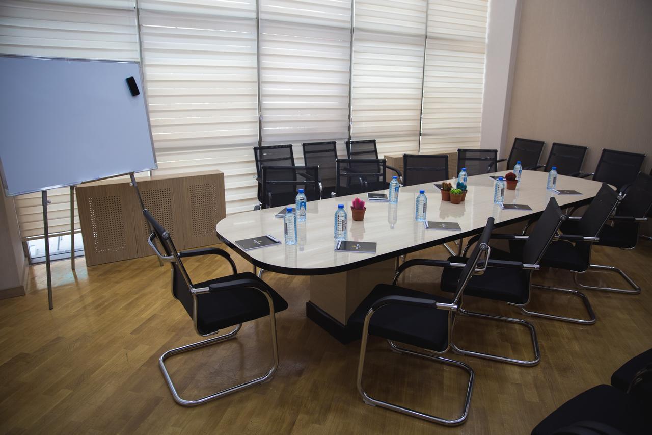 West Shine Hotel Baku Eksteriør billede